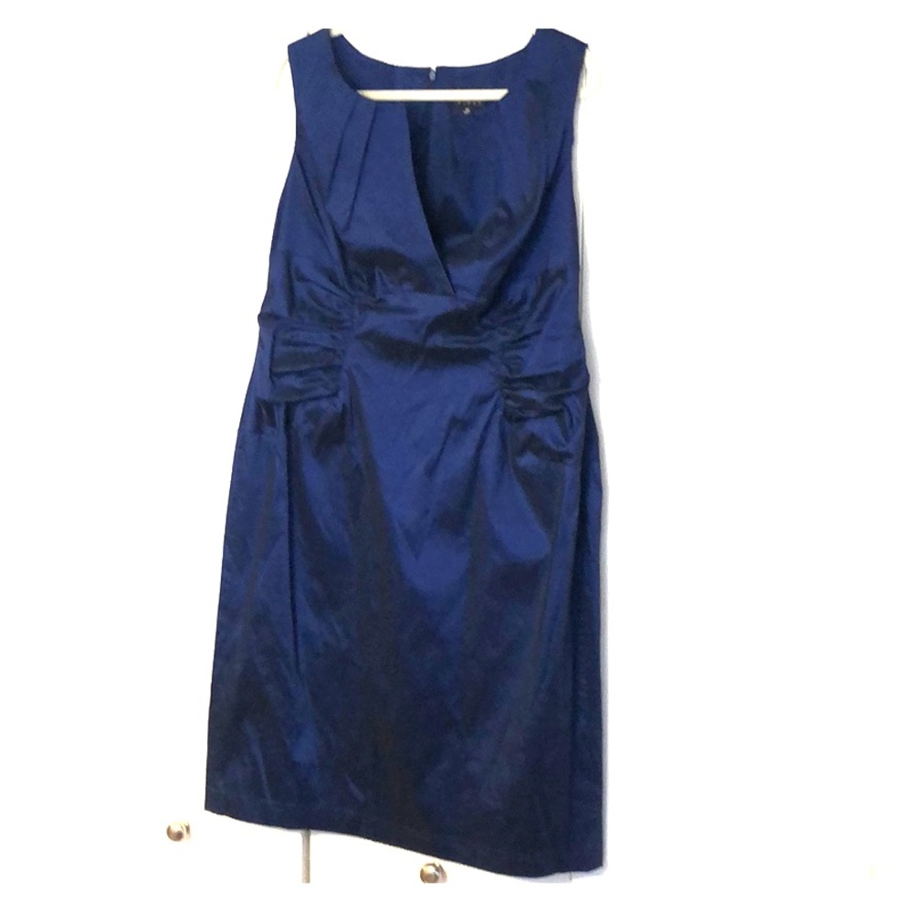 Navy formal Adrianna Papell dress size 18w